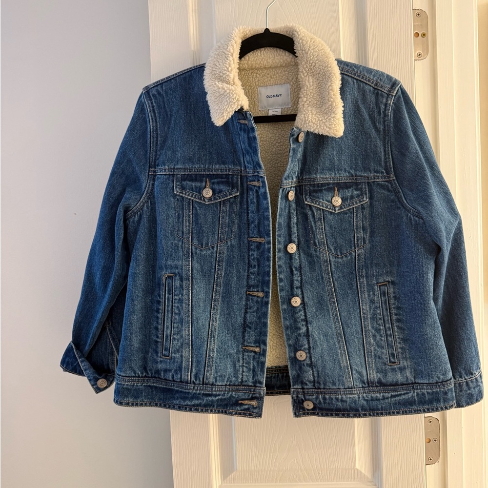 Old Navy Cream Sherpa Lining
